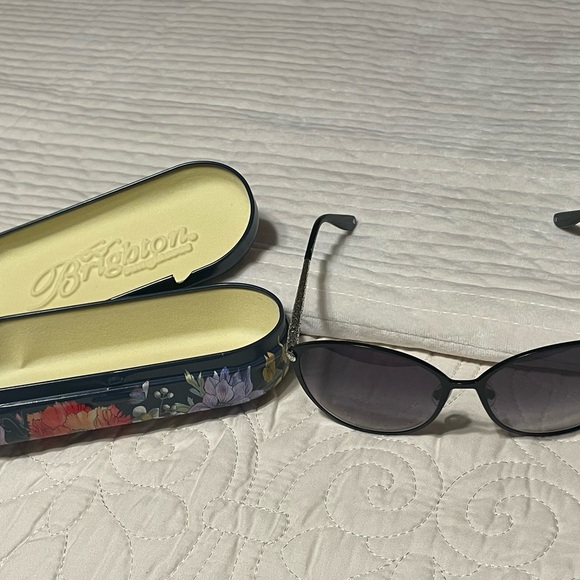 Brighton Accessories - Brighton Black Sunglasses with Floral Navy Hard Case